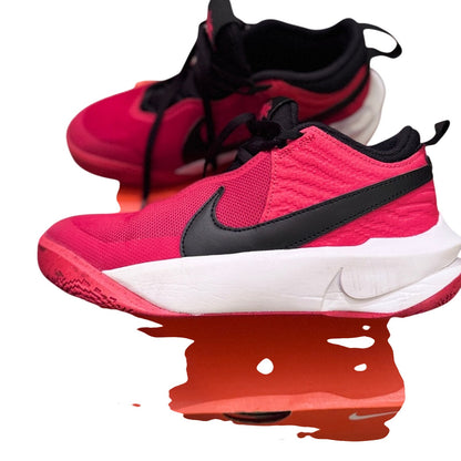 Nike Team Hustle Sneakers